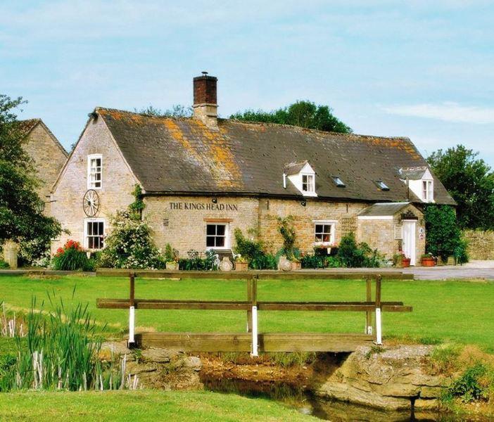 Kings Head Inn Bledington Exterior photo